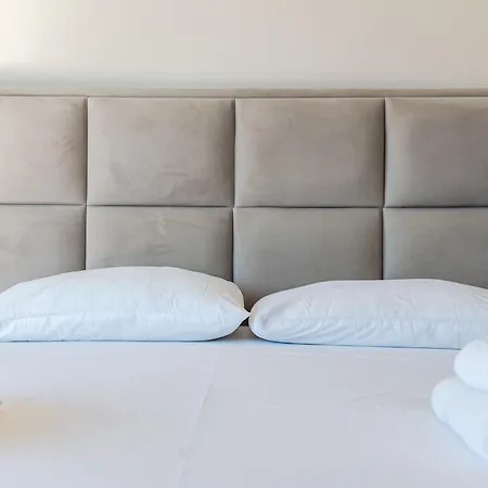 Urban Oasis 1 Bedroom 500mbs Apartment Durres