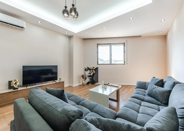 Urban Oasis 1 Bedroom 500mbs *