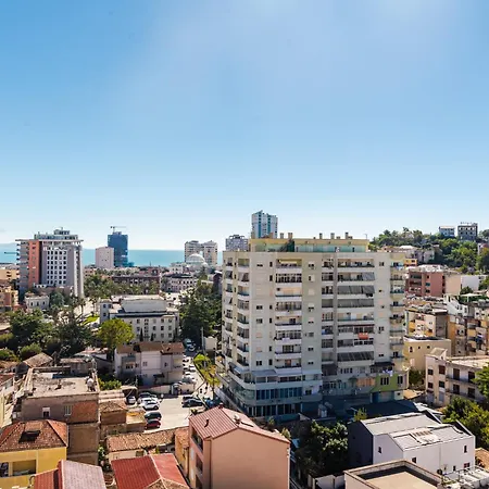 Apartment Urban Oasis 1 Bedroom 500mbs