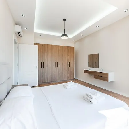 Urban Oasis 1 Bedroom 500mbs Apartament Durrës