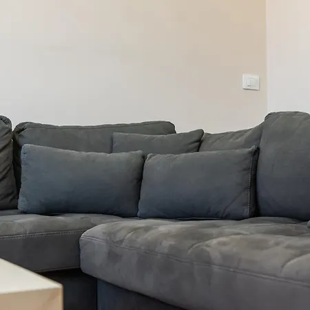Urban Oasis 1 Bedroom 500mbs Durrës